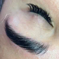 اکستنشن مژه و لیفت ابرو|خدمات آرایشگری و زیبایی|رشت, دیلمان|دیوار