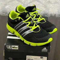 کفش/کتونی آدیداس اصل سایز ۴۴/۵