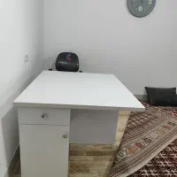 میز تحریر فروشی