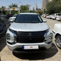 اوتلندر  M   line