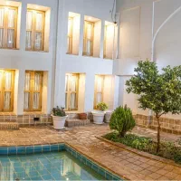 اقامتگاه سنتی خانه ای تاریخی هتل سنتی