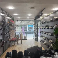 نیرو جوان جهت همکاری در کتونی فروشی