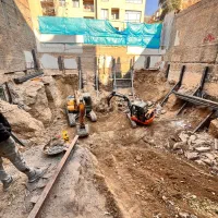 اجاره مینی بیل و بابکت  خاکبرداری  گودبرداری.تخریب