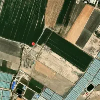 فروش فوری زمین چهار دیواری