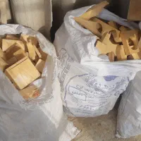 ضایعات و پرتی چوب روسی