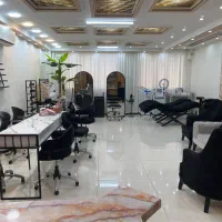 اجاره-لاین-های-سالن-زیبایی-به-افراد-دارای-مشتری