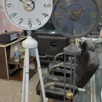 ساعت پایه دار