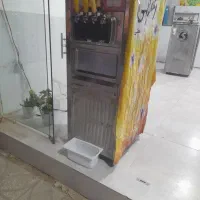 دستگاه بستنی.فریزرایستاده.تاپینگ بستنی.یخچال