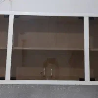 کابینت فلزی با درب شیشه ای