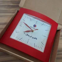 ساعت دیواری قرمز نونو استفاده نشده