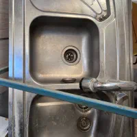 سینک ظرفشویی با شیرآشپزخانه