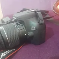 دوربین کنون