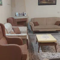 مبل و میز ناهارخوری