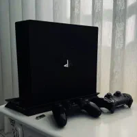 Ps4 pro دو دسته همراه با فن و دیسک pes2020