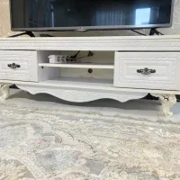 میز تلویزیون سفید