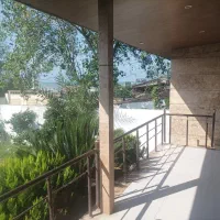 ویلا دوخوابه دربست لب دریا