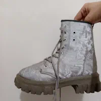 نیم بوت