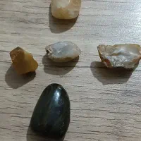 سنگ قیمتی عقیق.کوارتز.شهاب سنگ