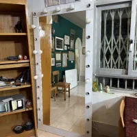 آینه قدی بزرگ