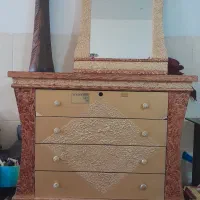 میزآرایش و آینه|تخت و سرویس خواب|اردکان, |دیوار