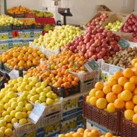 کارگر برای میوه فروشی