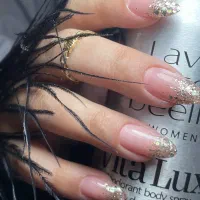 کسب درآمد با آموزش تضمینی کاشت ناخن|خدمات آموزشی|اصفهان, شهید رجایی|دیوار