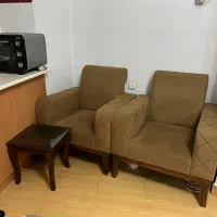 دو عدد مبل و جلو مبلی