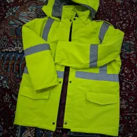 اورکت ایمنی|لباس|مرودشت, استادیوم‎|دیوار