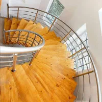 فروش و اجرای نرده استیل و آلومینیوم،شیشه ای و حفاظ