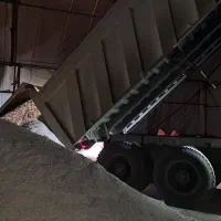 نمک جاده‌.نمک برف روبی.نمک ضد یخ|عمده‌فروشی|تهران, والفجر (افسریه)|دیوار