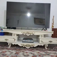 زیر تلویزیون