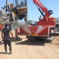 جرثقیل ده تن آماده به کار|خدمات حمل و نقل|شیراز, دوکوهک|دیوار