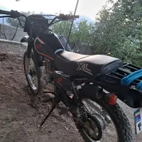 تریل پیشرو مدل ۹۳با مدارک کامل. تعویض پلاک