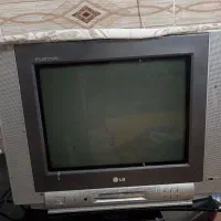 تلویزیون با میز