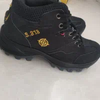 کفش ساقدار کوهنوردی|کیف، کفش، کمربند|سبزوار, غرب نیروگاه|دیوار