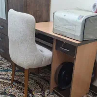 میز تحریر همراه صندلی