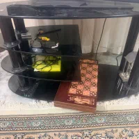 تلویزیون ۱۴ اینچ ال جی با میز|تلویزیون و پروژکتور|تهران, بریانک|دیوار