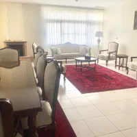 ست ۷نفره نو نو میز نهار خوری ۸نفره و جلو میزی