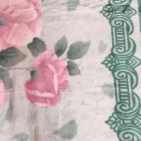 تعدادی تشک پنبه ای و بالش پر