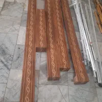 کتیبه و چوب پرده