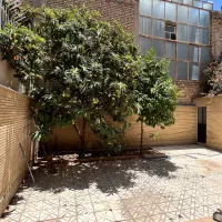 خانه-ویلایی-باغ-حوض