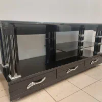 میز تلویزیون شیشه ایی
