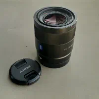 لنز ۵۵ سونی f1.8