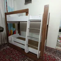 تخت دو طبقه سالم|تخت و صندلی بچه|مشهد, عبادی|دیوار