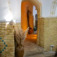 سالن دار و گارسون