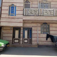 120-متر-دو-خواب-نورگیر-عالی-لوکیشن-فوق-العاده