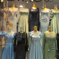 لباس کاهویی بلندپوشیده