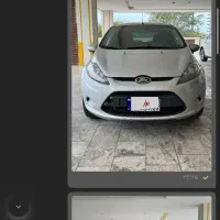 فورد فیستا نقره ای