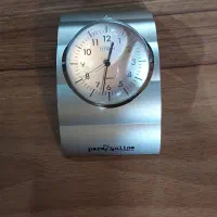 ساعت رومیزی