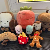 ده عدد عروسک